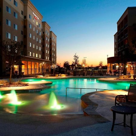 Residence Inn By Marriott San Antonio Six Flags At The Rim Buitenkant foto