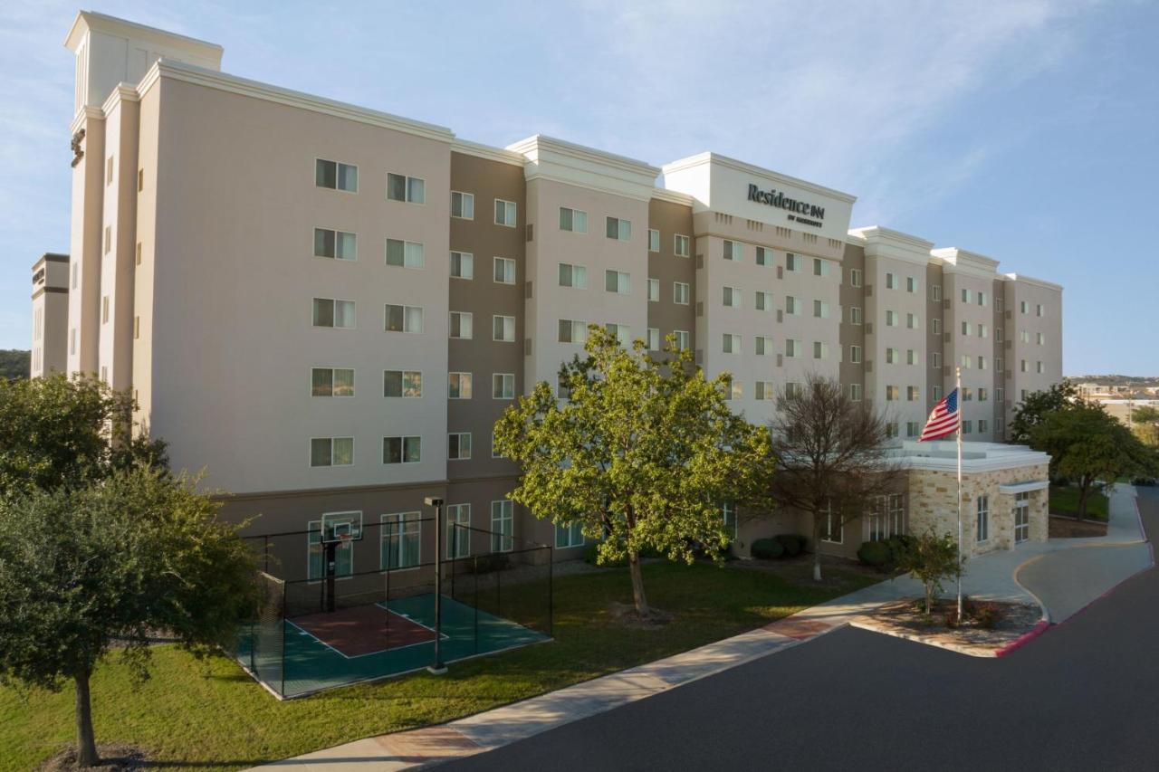 Residence Inn By Marriott San Antonio Six Flags At The Rim Buitenkant foto