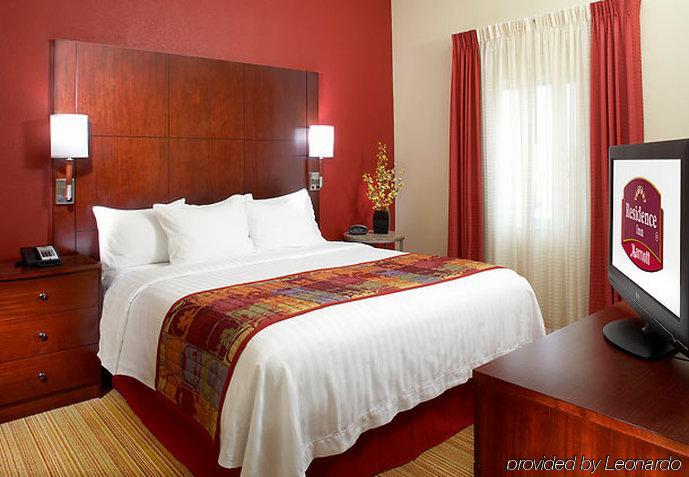 Residence Inn By Marriott San Antonio Six Flags At The Rim Kamer foto